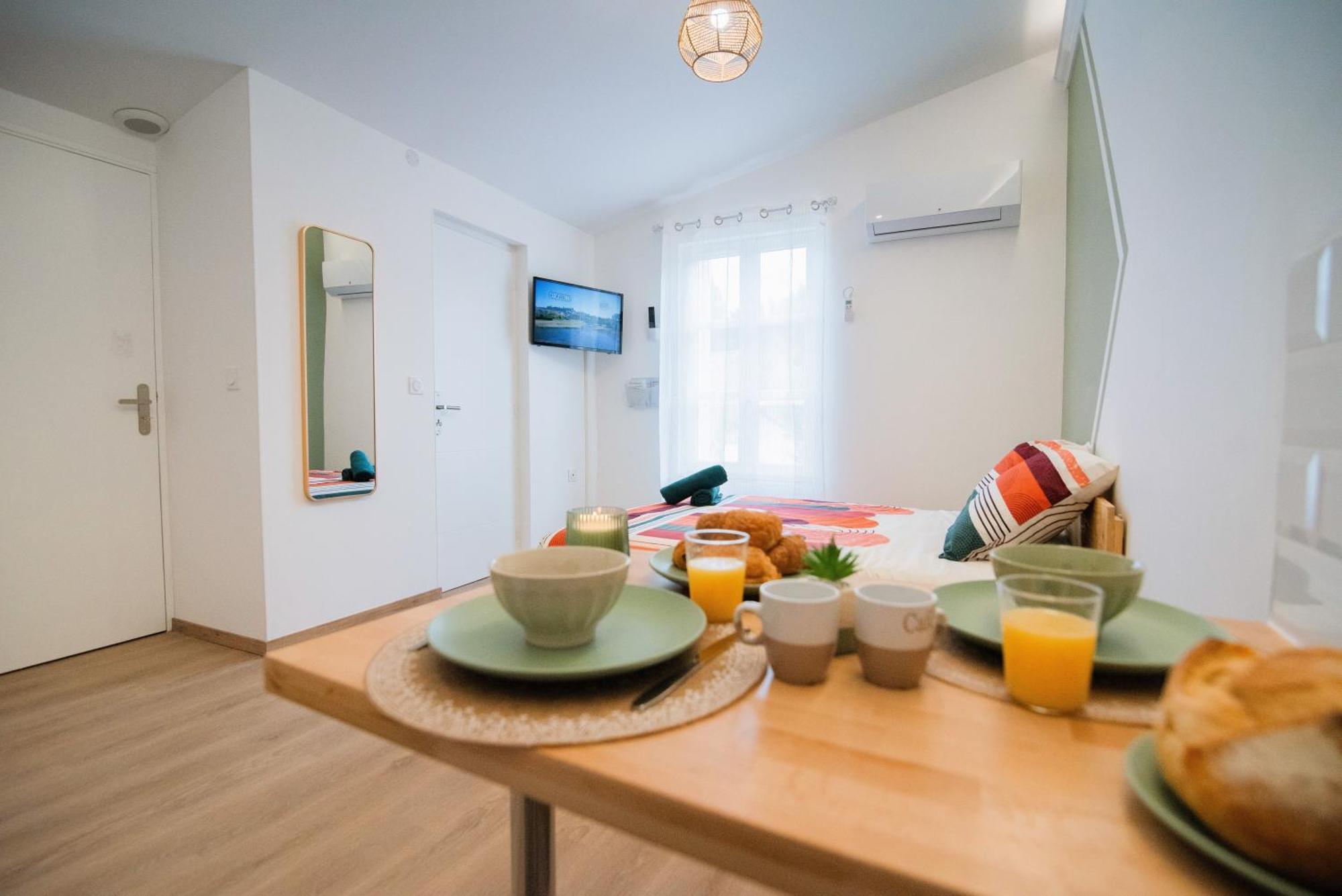 Tout Confort ! Ville, Climatisation, Parking, Wifi, Calme, Tv 卡尔卡松 外观 照片